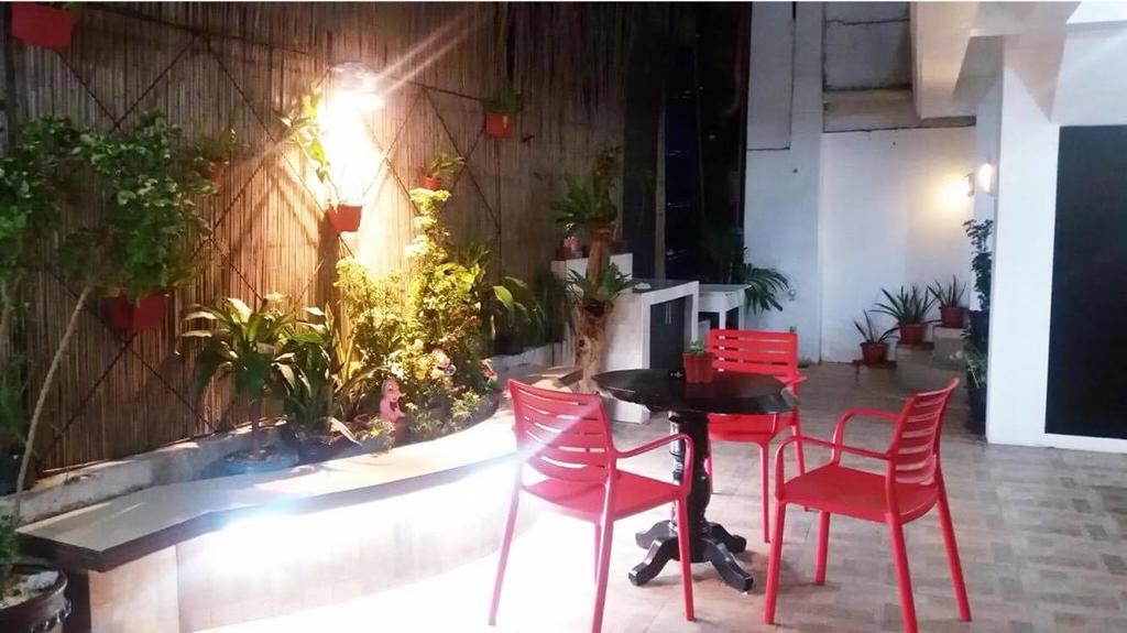 Hostel Travellers Pad Boracay Balabag  Exterior foto