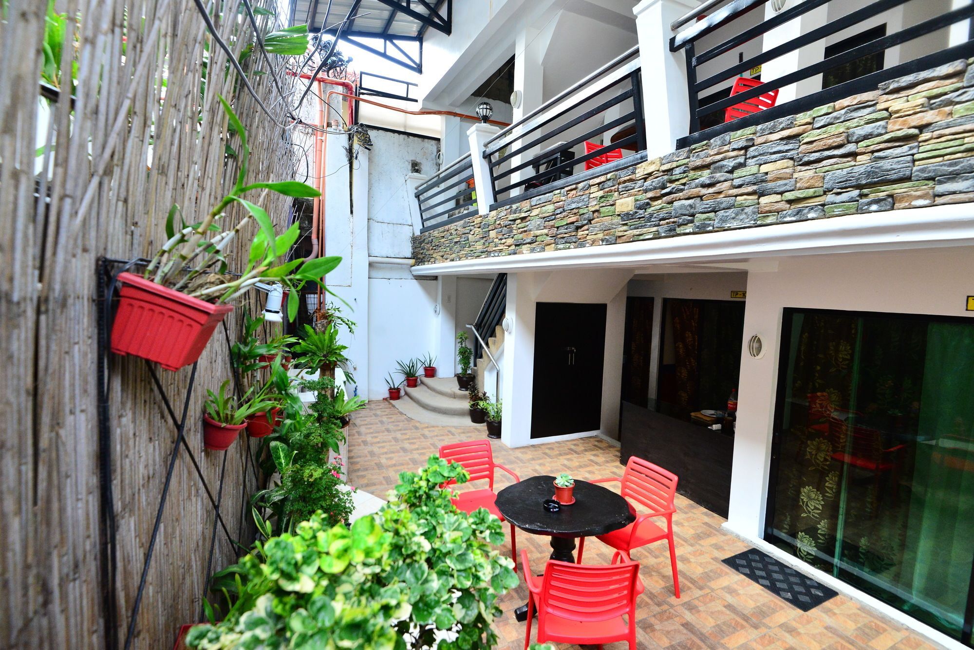 Hostel Travellers Pad Boracay Balabag  Exterior foto